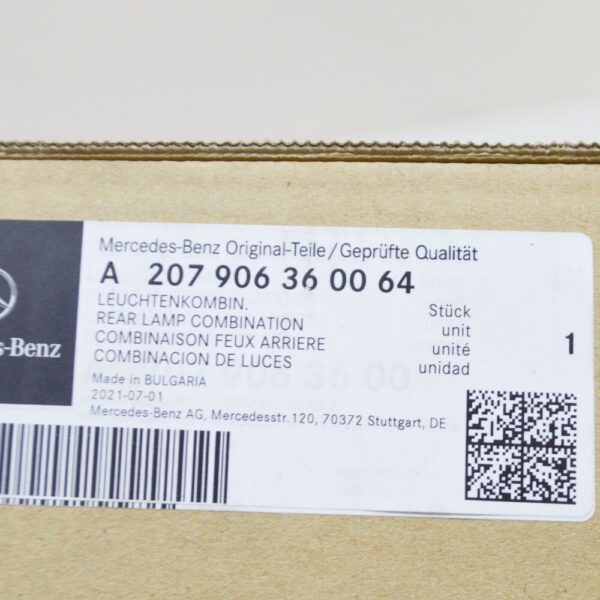 A2079063600 - Mercedes-Benz E-Class Coupe C207 Rear Right Taillight A2079063600 New Genuine
