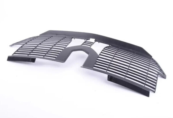 A2085000018 - NEW MERCEDES-BENZ CLK C208 RADIATOR GRILLE A2085000018 ORIGINAL