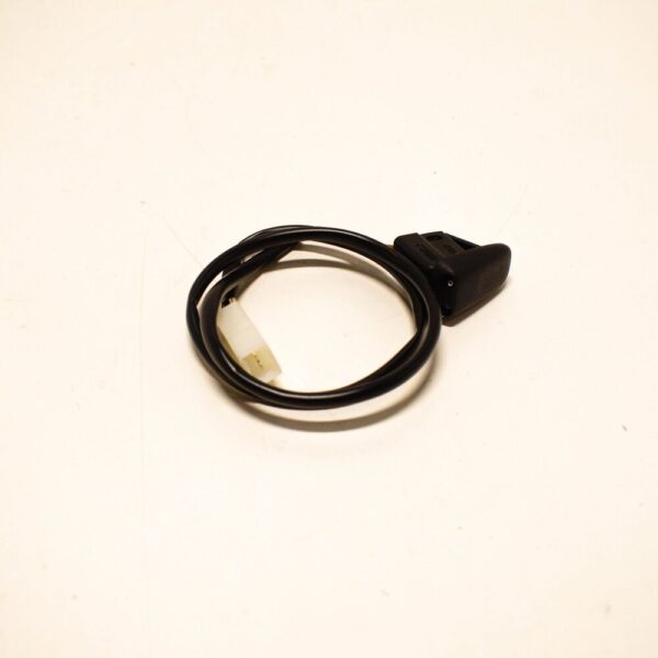 A2088601147 - NEW MERCEDES-BENZ CLK C208 RIGHT WASHER JET NOZZLE A2088601147 ORIGINAL
