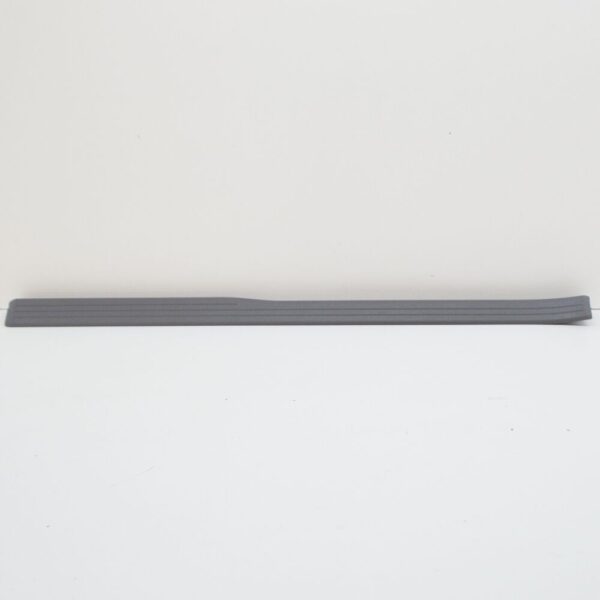 A20968007357G50 - NEW MERCEDES-BENZ CLK C209 FRONT LEFT INSIDE DOOR SILL A20968007357G50 ORIGINAL