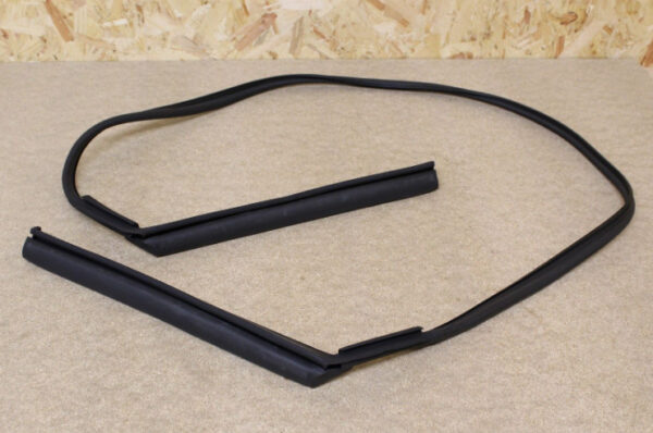 A2097700098 - NEW MERCEDES-BENZ E CABRIO A207 REAR ROOF SEALING A2097700098 ORIGINAL