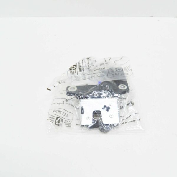 A2098201114 - NEW MB CLK W209 HEADLIGHT BRACKET LEFT N/S A209820114 03-08
