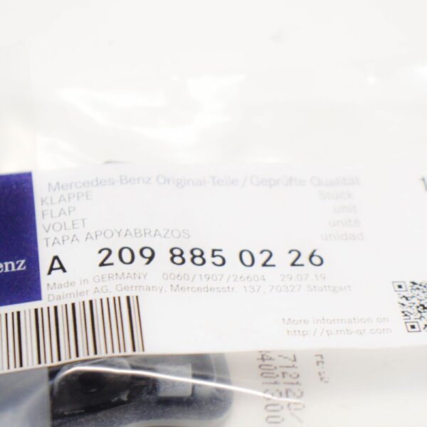 A2098850226 - NEW MB CLK C209 REAR AMG BUMPER TOW HOOK EYE COVER A2098850226 2007OEM
