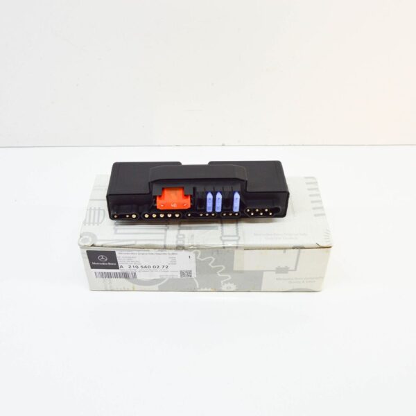 A2105400272 - NEW MERCEDES BENZ E W210 RELAY CONTROL UNIT A2105400272