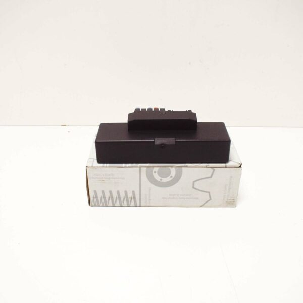 A2105400372 - NEW MERCEDES-BENZ G CLASS W463 E CLASS W210 FUSE RELAY MODULE A2105400372
