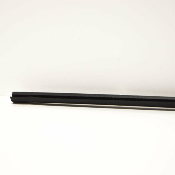 A2106900782 - NEW MERCEDES-BENZ E W210 FRONT LEFT DOOR BOTTOM STRIP A2106900782 OEM