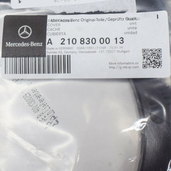 A2108300013 - NEW MERCEDES-BENZ E W210 WINDSHIELD COWL CENTRAL COVER A2108300013