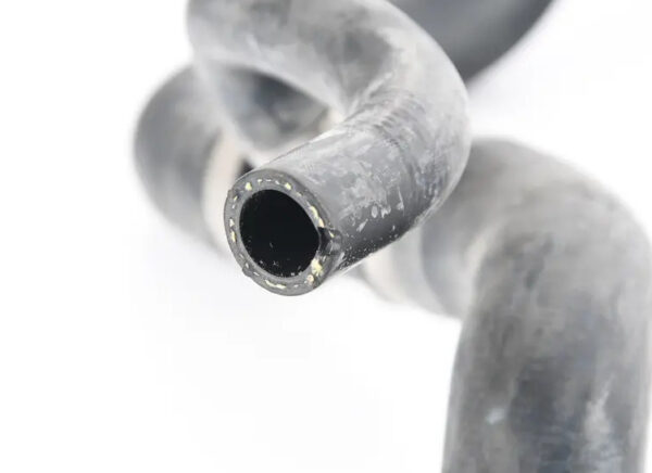 A2115015182 - NEW MERCEDES-BENZ E W211 RADIATOR BOTTOM HOSE A2115015182 ORIGINAL