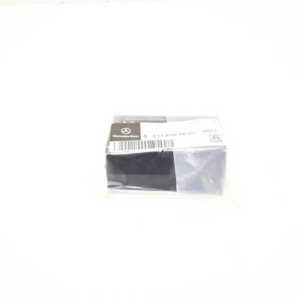 A21169000079051 - NEW MERCEDES-BENZ E W211 TRUNK PANELING FLAP A21169000079051 ORIGINAL