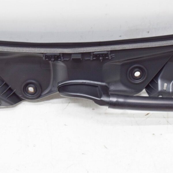 A2118301213 - MB E-CLASS W211 windshield wiper cover LHD A2118301213 new