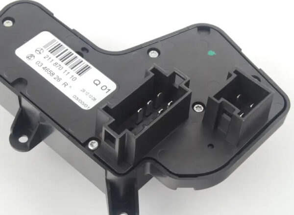 A21187011107C45 - NEW MB E W211 FRONT RIGHT SEAT ADJUSTMENT SWITCH A21187011107C45 ORIGINAL