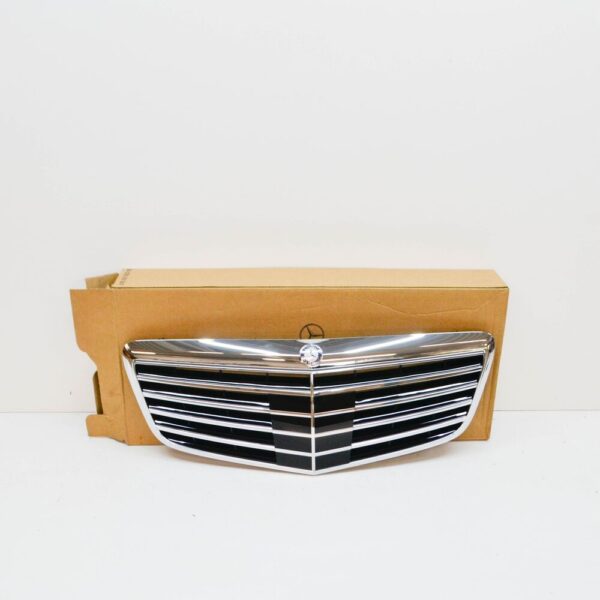 A21188018839040 - NEW MB E W211 FRONT BUMPER RADIATOR GRILLE A21188018839040