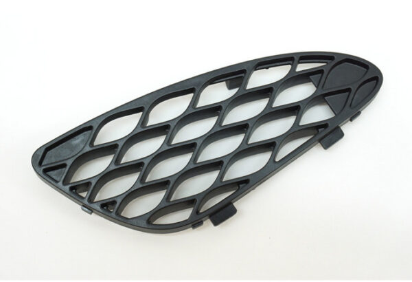 A2118850453 - NEW MB E-CLASS W211 FRONT BUMPER GRILL COVER RIGHT A2118850453 ORIGINAL