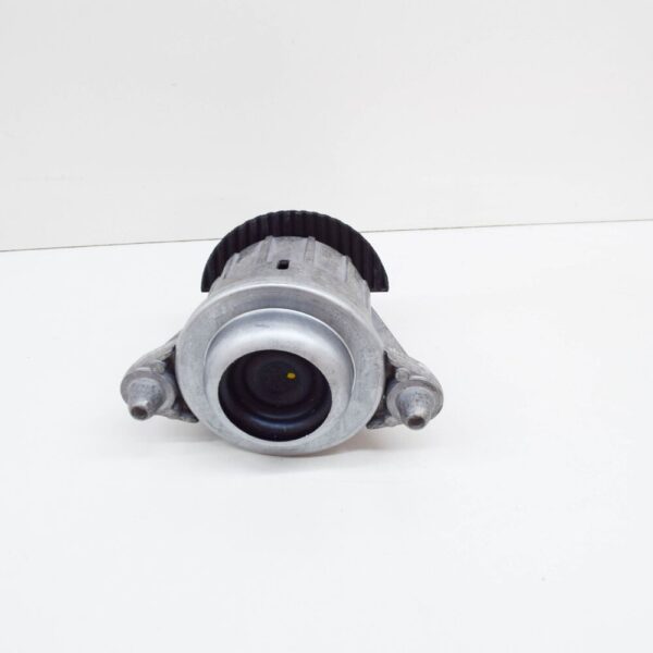 A2122404917 - Mercedes-Benz E W212 Engine Mount Front Left A2122404917 NEW