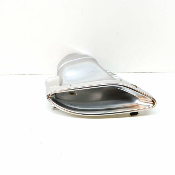 A2124902827 - NEW MERCEDES-BENZ E-CLASS S212 RIGHT EXHAUST TIP COVER A2124902827