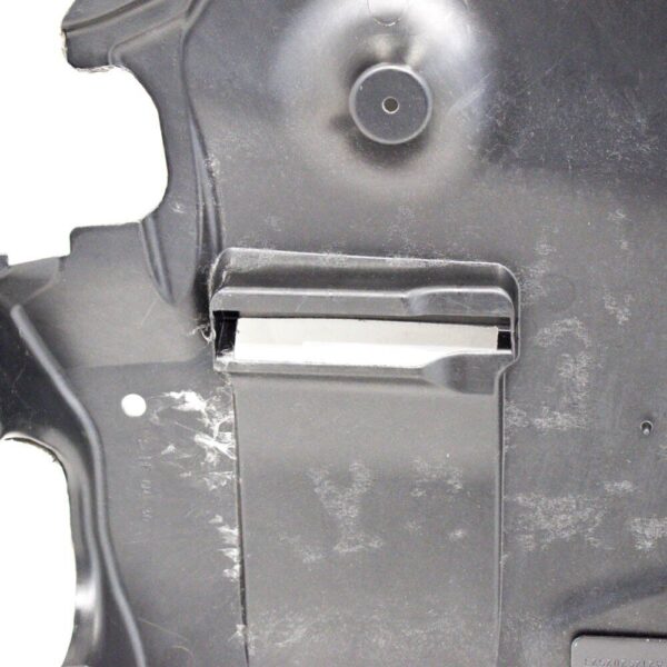 A2125202523 - NEW MB CLS C218 CENTRAL ENGINE COMPARTMENT BOTTOM COVER A2125202523 ORIGINAL