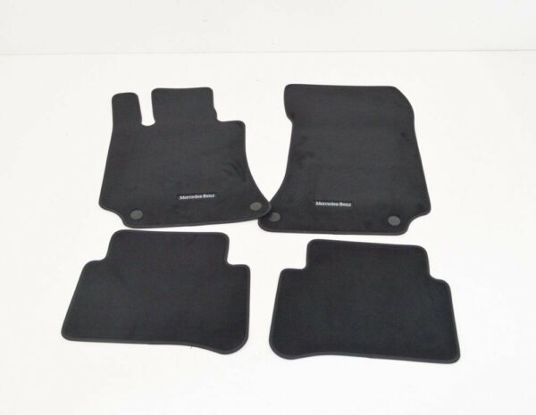 A21268088019J74 - NEW MERCEDES-BENZ E W212 FLOOR CARPET MAT SET A21268088019J74 LHD 2017 ORIGINAL