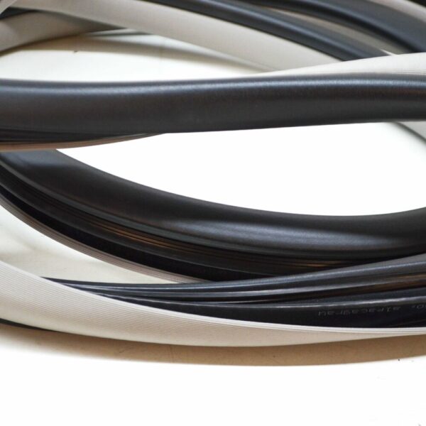 A21269700517L53 - NEW MB E W212 FRONT LEFT DOOR EDGE SEAL RUBBER GUARD A21269700517L53 ORIGINAL
