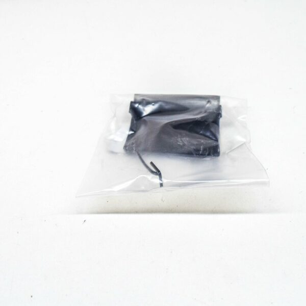 A21269816309999 - NEW MB E W212 FRONT RIGHT SKIRT JACK COVER A21269816309999