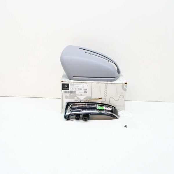 A21281090009999 - MB E W212 Outdoor Mirror Indicator Front Right W Cover Set A21281090009999 New
