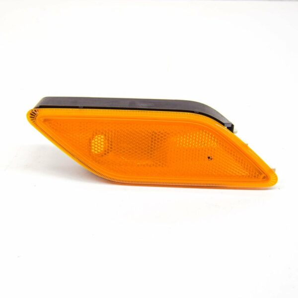 A2128200021 - NEW MB E W212 FRONT RIGHT ADDITIONAL TURN INDICATOR A2128200021 ORIGINAL