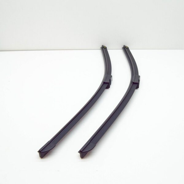 A2128202000 - MERCEDES-BENZ E W212 Front Wiper Blade Set RHD A2128202000 NEW GENUINE