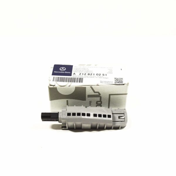 A2128210251 - NEW MERCEDES-BENZ E-CLASS W212 BONNET CONTACT SWITCH A2128210251 ORIGINAL