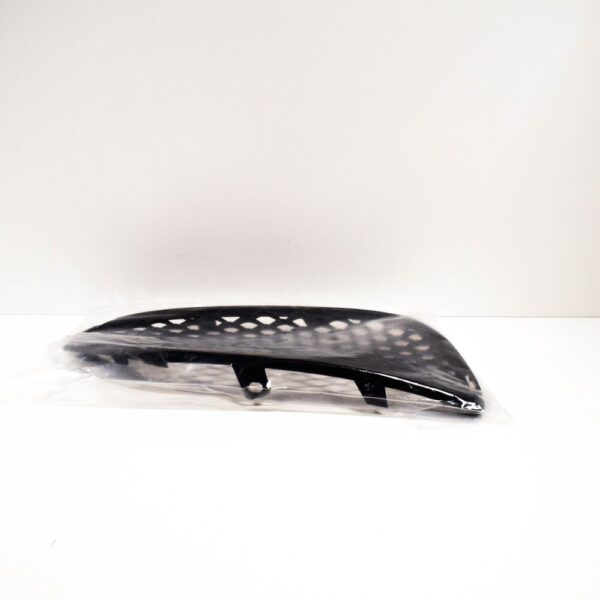 A2128850724 - NEW MERCEDES-BENZ E-CLASS W212 GRILLE FRONT LEFT A2128850724 GENUINE