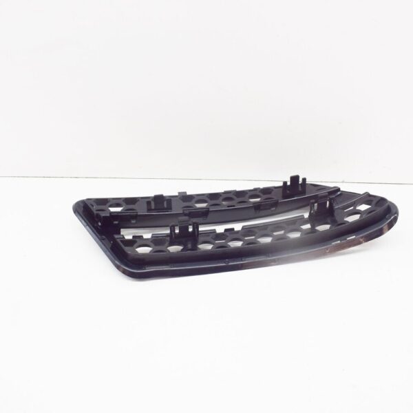 A2128851853 - Mercedes-Benz E-Class W212 front bumper right radiator grille A2128851853 new