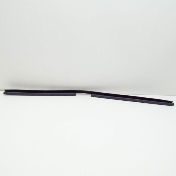 A2128870298 - Mercedes-Benz E W212 bonnet rubber seal A2128870298 NEW