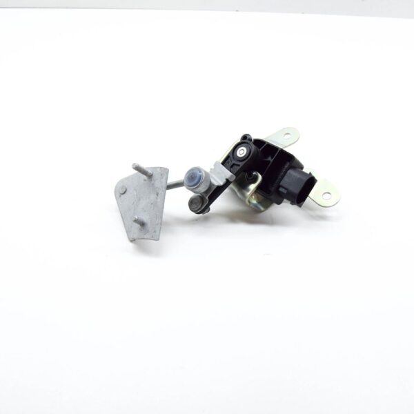 A2129053002 - MERCEDES-BENZ C W204 Rear Right Turning Angle Sensor A2129053002 NEW GENUINE