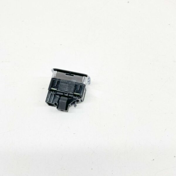 A21290564019107 - NEW MB E W212 REAR WINDOW ROLLER BLIND SWITCH BLOCK A21290564019107 ORIGINAL