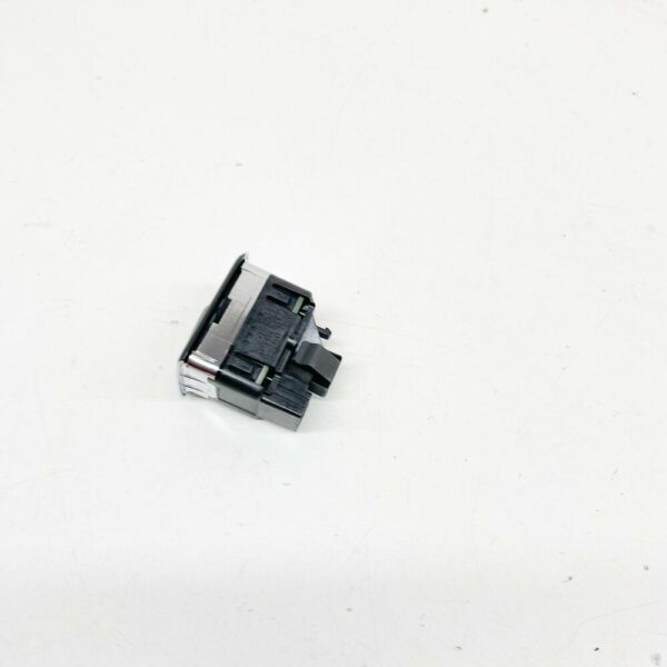 A21290564019107 - NEW MB E W212 REAR WINDOW ROLLER BLIND SWITCH BLOCK A21290564019107 ORIGINAL