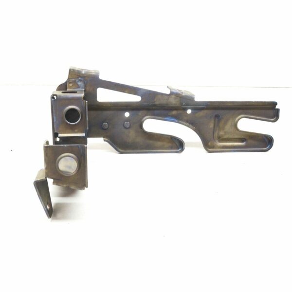 A2135005500 - NEW MERCEDES-BENZ E W213 LEFT RADIATOR BRACKET MOUNT A2135005500