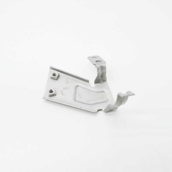A2135010920 - NEW MERCEDES-BENZ E W213 COOLING WATER PUMP BRACKET A2135010920 ORIGINAL