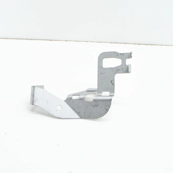 A2135240440 - NEW MERCEDES-BENZ E W213 FRONT RIGHT UNDERTRAY BRACKET A2135240440 OEM