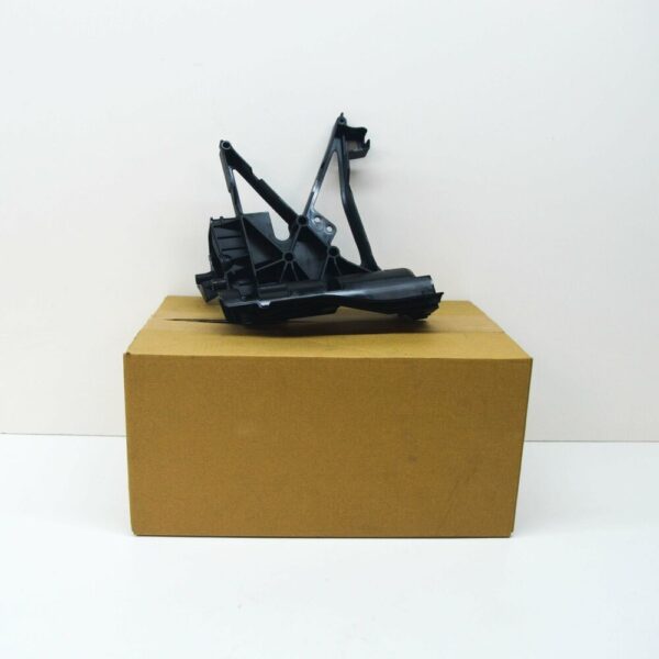 A2136206500 - NEW MB E W213 FRONT RIGHT RADIATOR SLAM PANEL HOLDER A2136206500 ORIGINAL