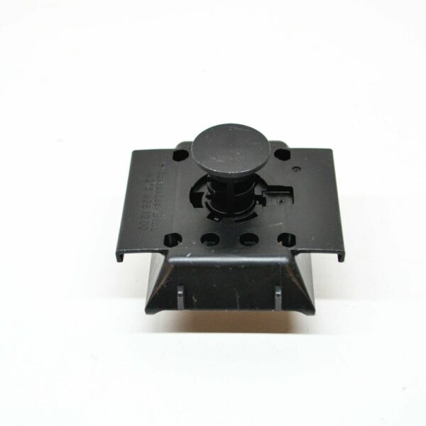 A2136281200 - NEW MB E W213 FRONT JACK TO INTEGRAL CARRIER FIXTURE A2136281200 ORIGINAL