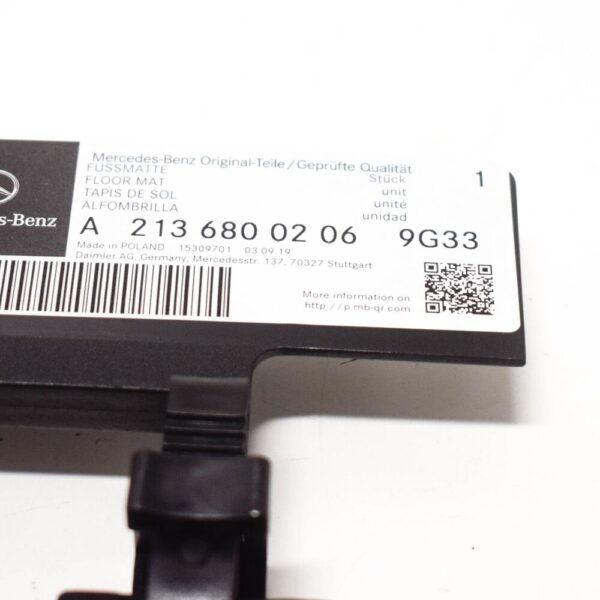 A21368002069G33 - Mercedes Benz E Class W213 Rubber Rear Mats A21368002069G33 GENUINE NEW