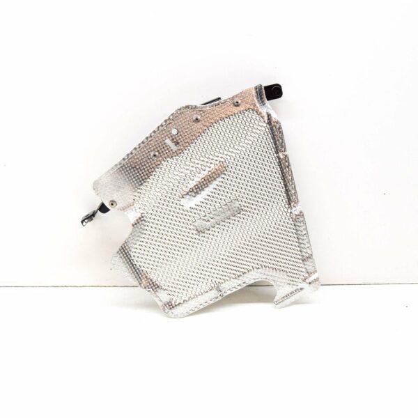 A2136809207 - NEW MERCEDES-BENZ E W213 TOP RIGHT SCREEN HEAT PROTECTION SHIELD A2136809207