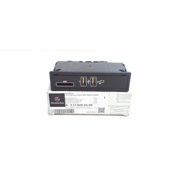 A2138200400 - NEW MERCEDES-BENZ S W205 MULTIMEDIA CONNECTION UNIT A2138200400 OEM