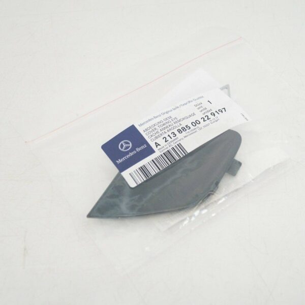 A21388500229197 - NEW MERCEDES-BENZ E-CLASS W213 REAR BUMPER TOWING EYE CAP A21388500229197 2016