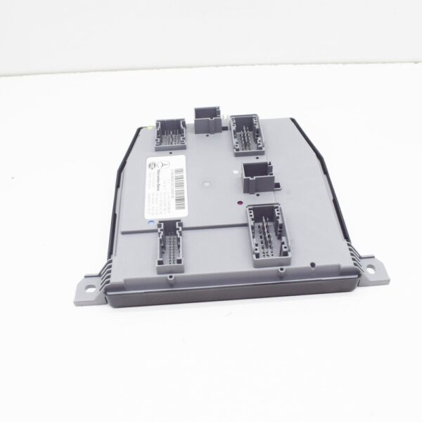 A2139008626 - NEW MB E W213 SIGNAL ACQUISITION ACTUATION CONTROL MODULE A2139008626