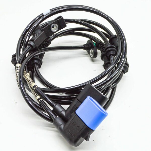 A2139052009 - NEW MB E T-MODEL S213 FRONT BRAKE RIGHT SPEED SENSOR A2139052009 ORIGINAL