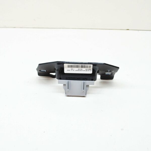 A2139210000 - NEW MERCEDES-BENZ E W213 REAR SEAT BACK MOUNTING PLATE A2139210000 ORIGINAL