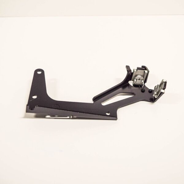 A2185200141 - NEW MERCEDES BENZ E W212 FRONT DEFLECTOR BRACKET RIGHT A2185200141 ORIGINAL