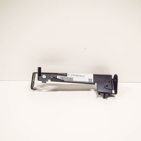 A2185200241 - NEW MERCEDES BENZ E W212 FRONT LEFT DEFLECTOR BRACKET A2185200241 ORIGINAL