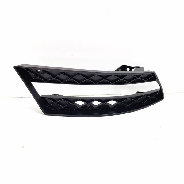 A2188850853 - NEW MERCEDES-BENZ CLS C218 FRONT LEFT GRILL A2188850853 ORIGINAL