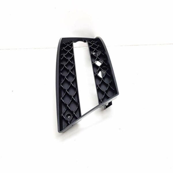 A2188850853 - NEW MERCEDES-BENZ CLS C218 FRONT LEFT GRILL A2188850853 ORIGINAL