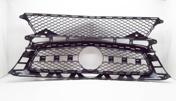 A2188851365 - Mercedes-Benz CLS C218 Radiator Grille Front A2188851365 NEW